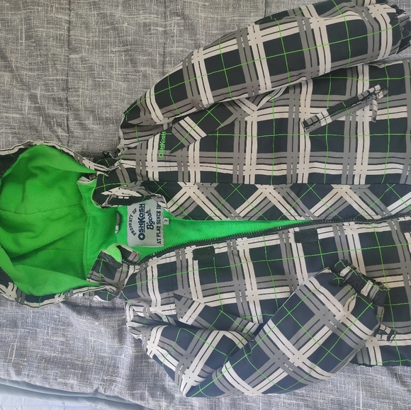 OshKosh B’hosh children winter jacket - Picture 5 of 5